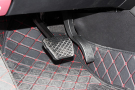 2021款奇瑞艾瑞泽5