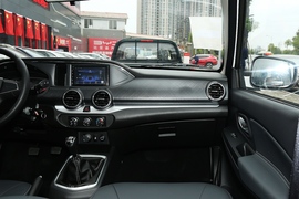 2021款郑州日产锐骐