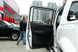 2021款郑州日产锐骐