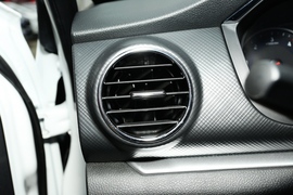 2021款郑州日产锐骐