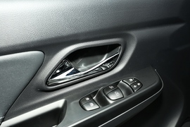 2021款郑州日产锐骐