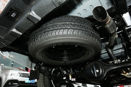 2021款日产纳瓦拉