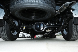 2021款日产纳瓦拉