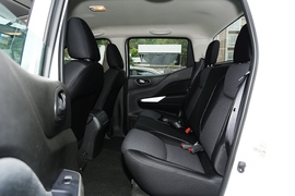 2021款日产纳瓦拉