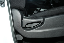 2021款日产纳瓦拉