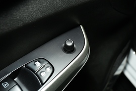 2021款日产纳瓦拉