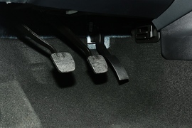 2021款日产纳瓦拉