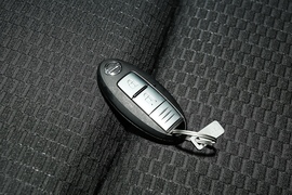 2021款日产纳瓦拉