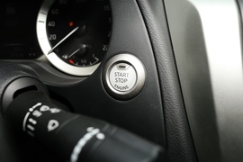 2021款日产纳瓦拉