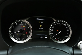 2021款日产纳瓦拉