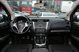 2021款日产纳瓦拉