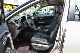   2021款丰田威兰达 高性能版 2.5L 四驱激擎版
