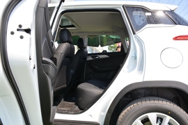   2021款BEIJING-X3 1.5T CVT荣耀版PLUS