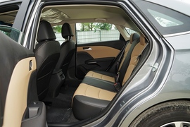 2022款雪佛兰科鲁泽