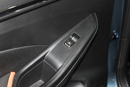 2022款长安欧尚X5运动版