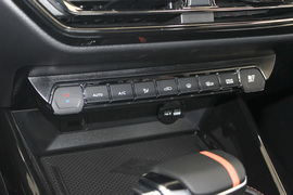 2022款长安欧尚X5运动版