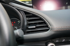 2021款马自达3