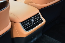 2021款雷克萨斯LS500h