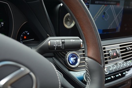 2021款雷克萨斯LS500h