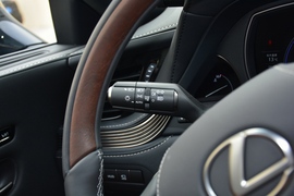 2021款雷克萨斯LS500h