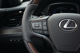 2021款雷克萨斯LS500h