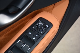 2021款雷克萨斯LS500h