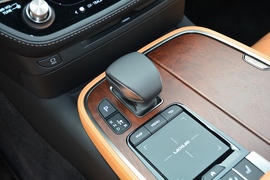 2021款雷克萨斯LS500h