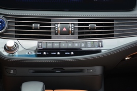 2021款雷克萨斯LS500h