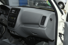 2020款福田祥菱V