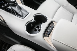 2022款丰田凌放HARRIER