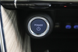 2022款丰田凌放HARRIER