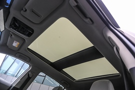 2022款丰田凌放HARRIER