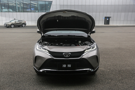 2022款丰田凌放HARRIER