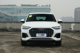 2022款奥迪Q5L