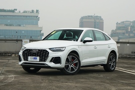 2022款奥迪Q5L