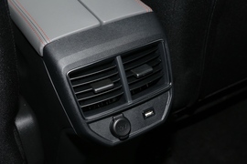 2021款雪铁龙天逸