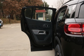 2021款雪铁龙天逸