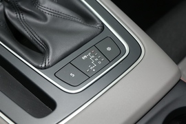 2021款雪铁龙天逸