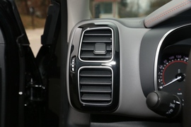 2021款雪铁龙天逸