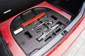 2021款丰田凯美瑞