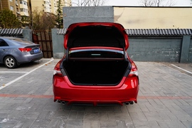 2021款丰田凯美瑞