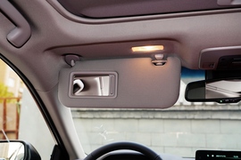 2021款丰田凯美瑞