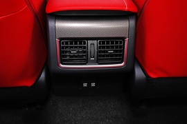 2021款丰田凯美瑞