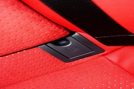 2021款丰田凯美瑞