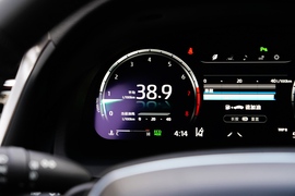 2021款丰田凯美瑞