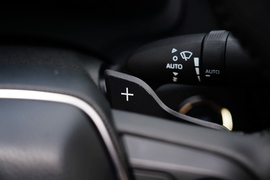 2021款丰田凯美瑞