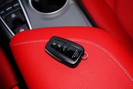 2021款丰田凯美瑞