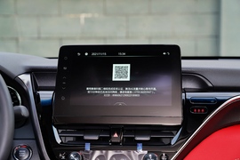 2021款丰田凯美瑞