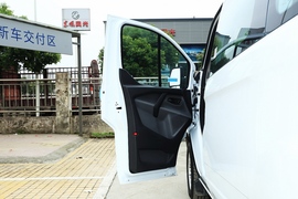 2019款江铃福特全顺