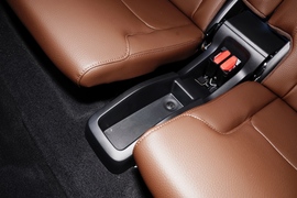 2022款沃尔沃XC90